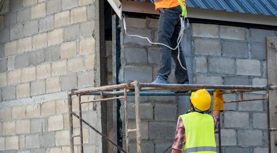 Professional New roof installation in Centerville, IA